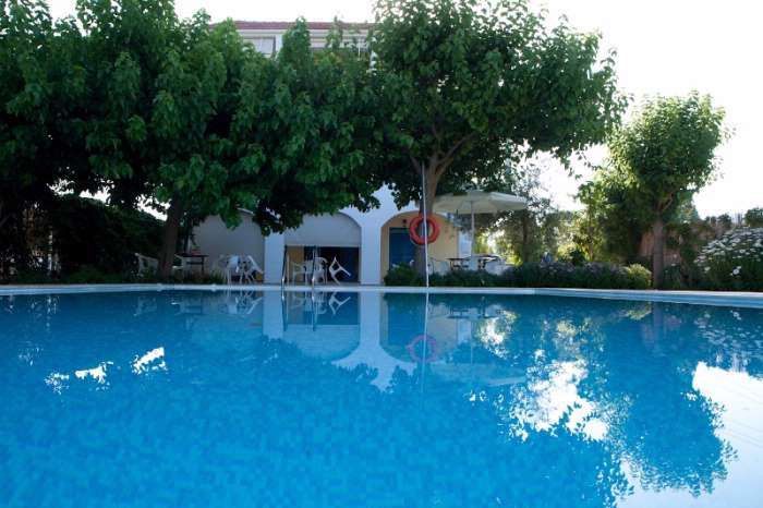 Thanasis Studios ليغيا المظهر الخارجي الصورة